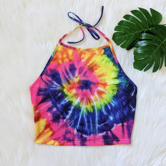 Tops - Tie dye halter tie neck crop top